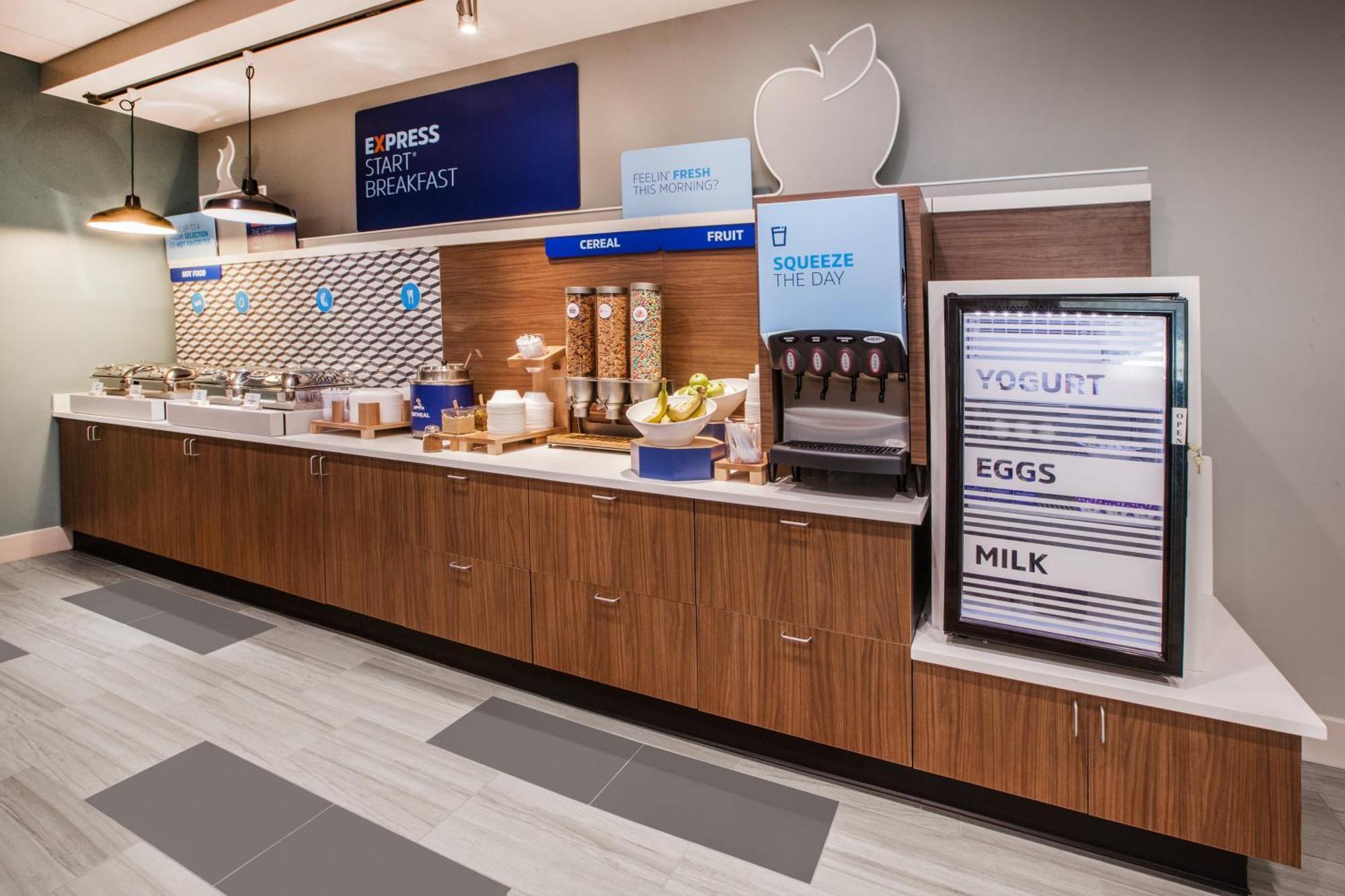 Holiday Inn Express & Suites Austin Airport East By Ihg Exterior foto